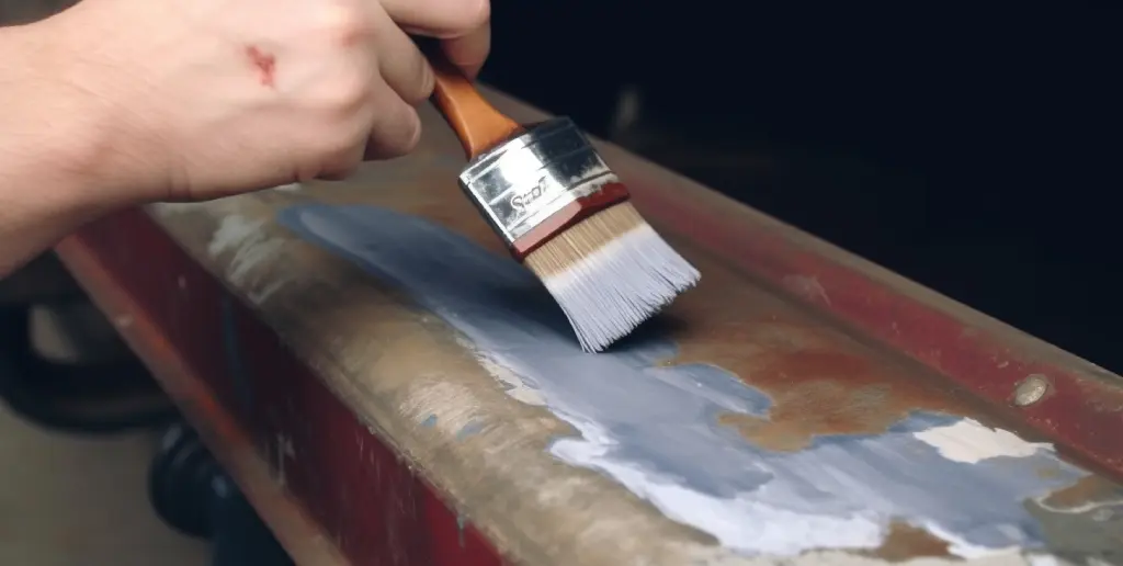 нанесение эпоксидной грунтовки.jpg